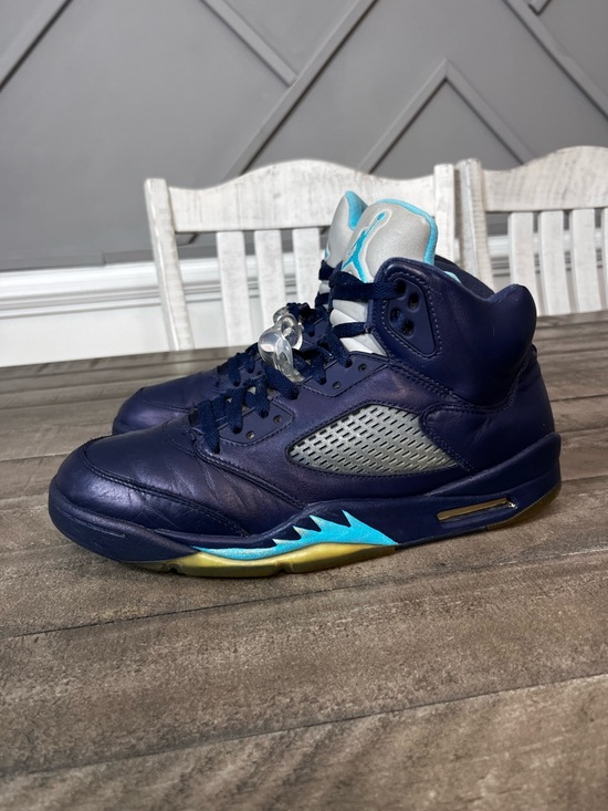 Jordan Other - Nike Air Jordan Retro 5 Pre-Grape 136027405 Men
Shoes Sneakers Sz 11